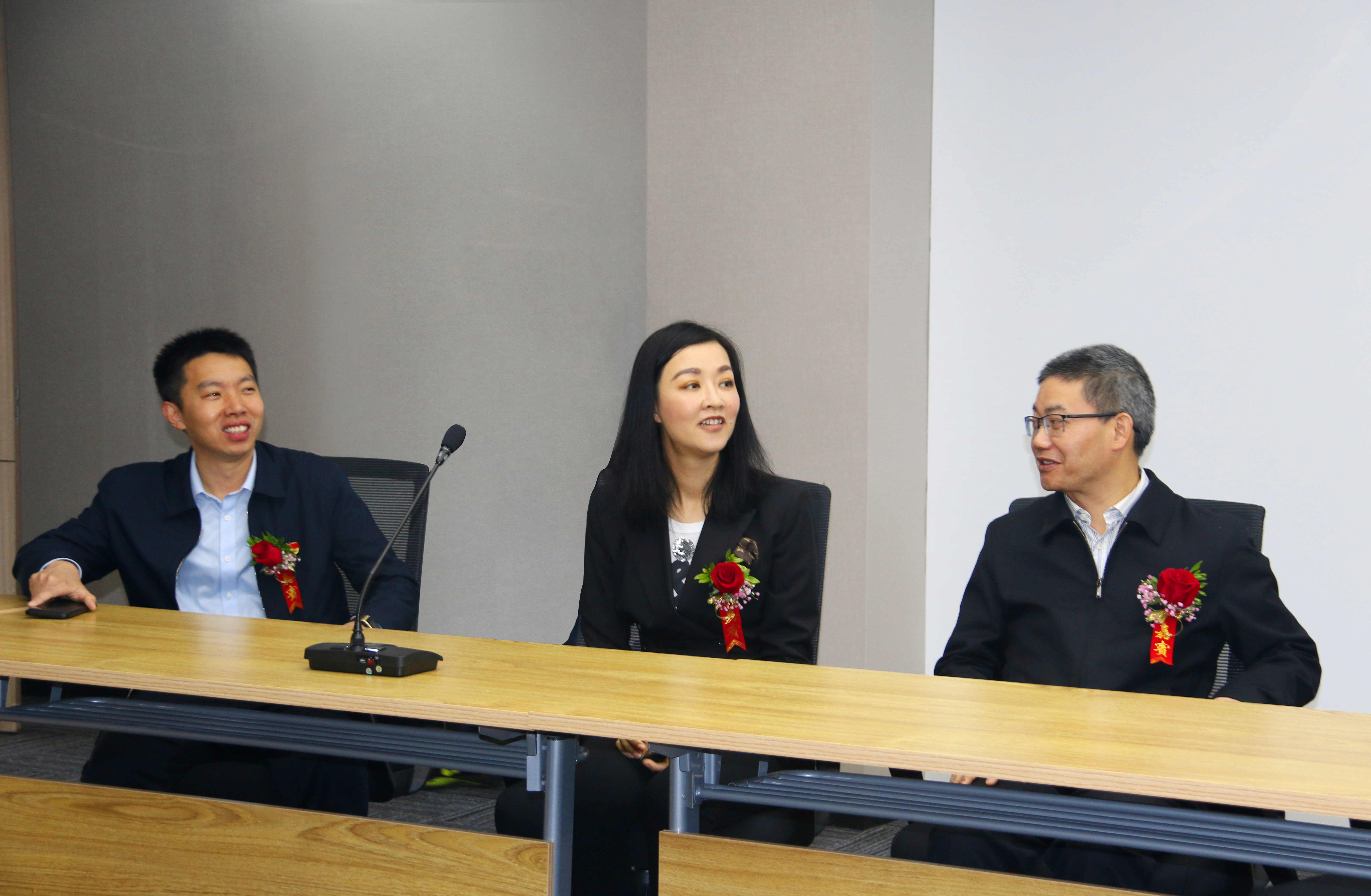 KS��ʱ��(�й���)�ٷ���վ